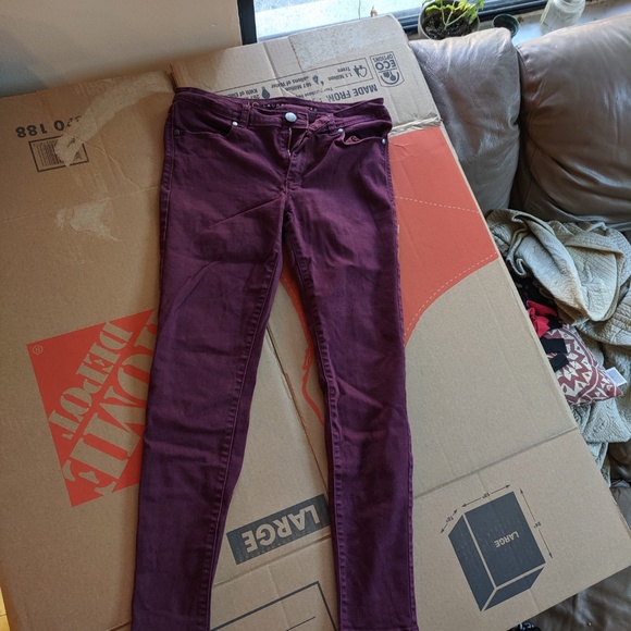 Lauren Conrad Skinny Jeans - Picture 3 of 3